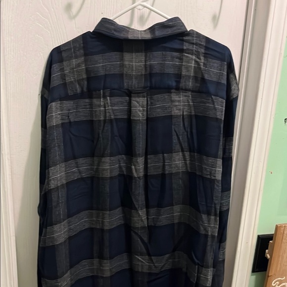 Saddlebred Blue and Gray Casual Button Down Shirt - Picture 2 of 6